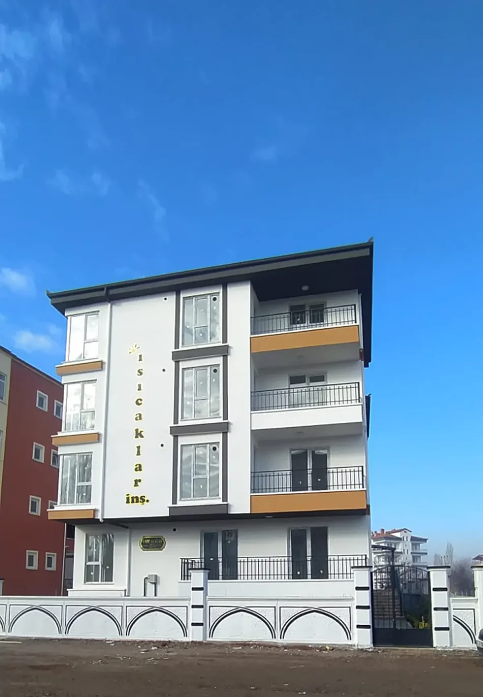 Hacılar Harmanı Apartmanı