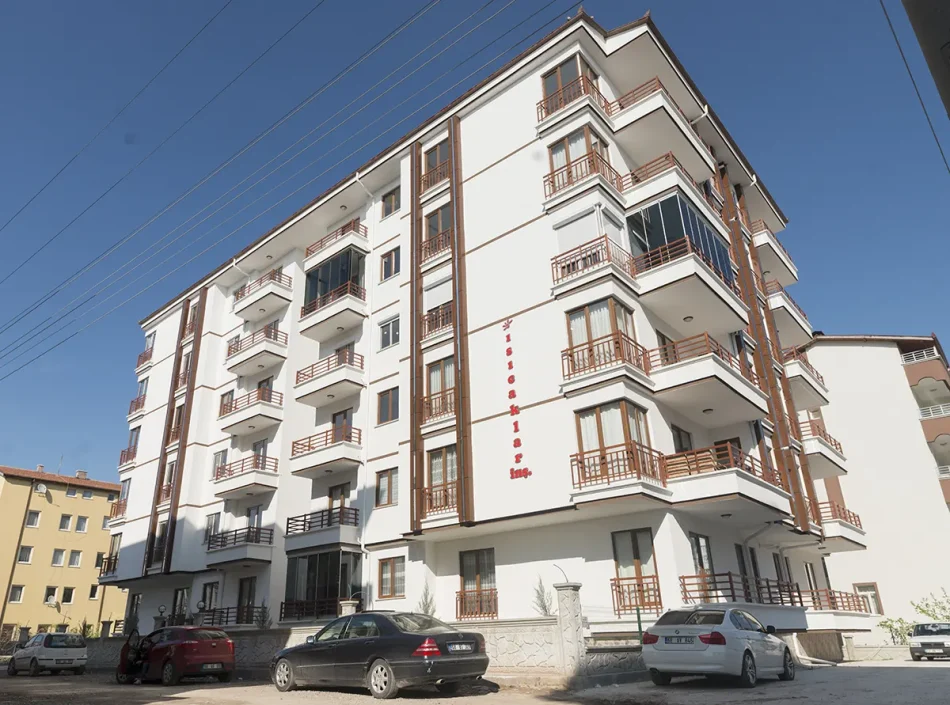 Hasan Çalışkan Apartmanı 2 (3+1)